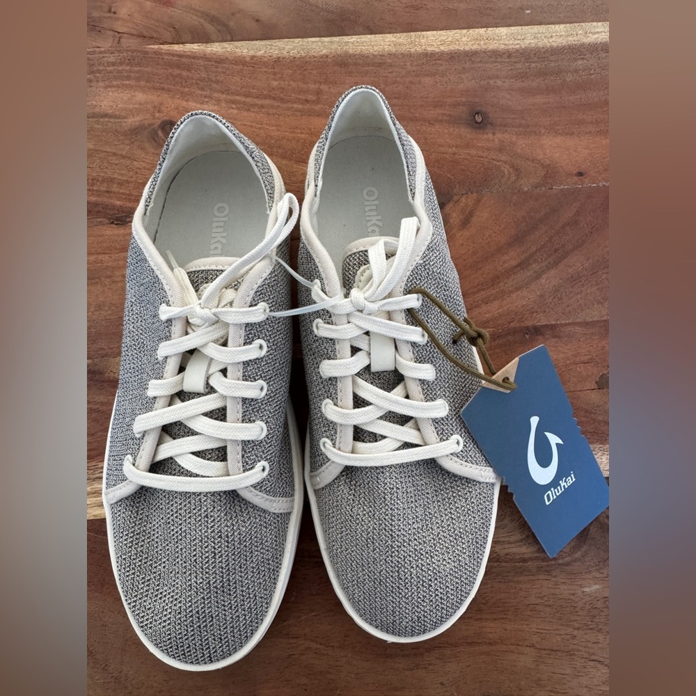 Olukai Gray Casual Sneakers women’s size 8.5 wide new